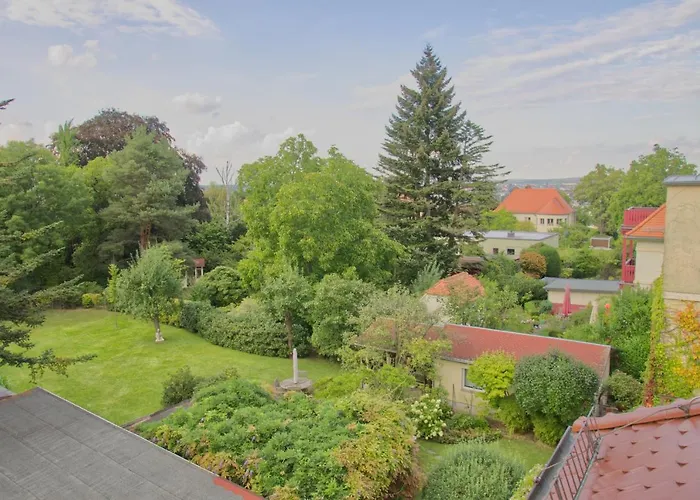 Traumzeit Mit Balkon In Vorstadtvilla Appartement