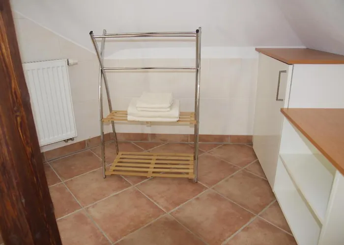 Traumzeit Mit Balkon In Vorstadtvilla Dresden